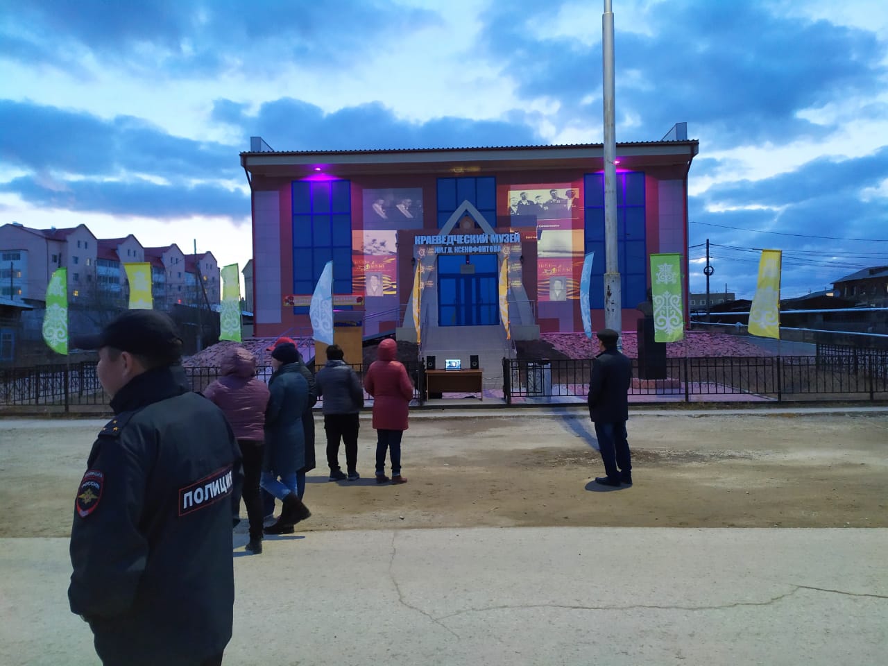 Видеопроекция на фасаде музея «Они сражались за Родину»